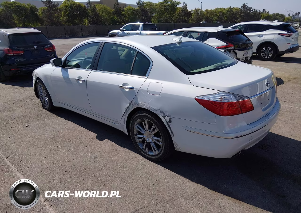 2011 Hyundai Genesis 3.8 VIN:KMHGC4DE9BU122172 - 3