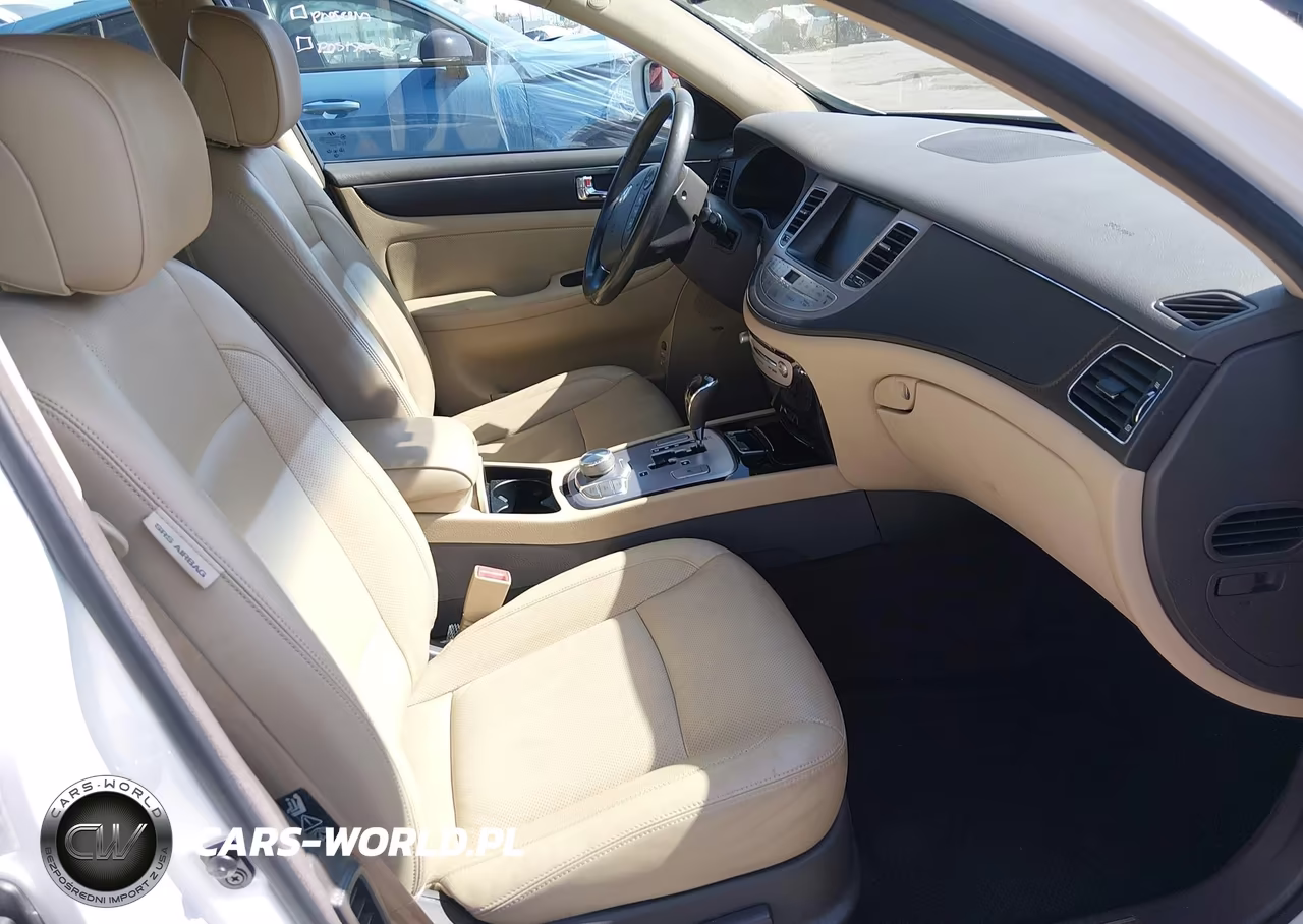 2011 Hyundai Genesis 3.8 VIN:KMHGC4DE9BU122172 - 5