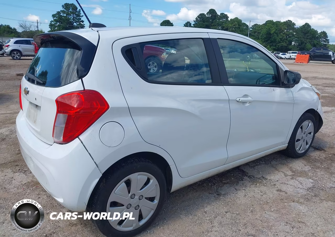 2017 Chevrolet Spark Ls Cvt VIN:KL8CB6SA7HC826279 - 4