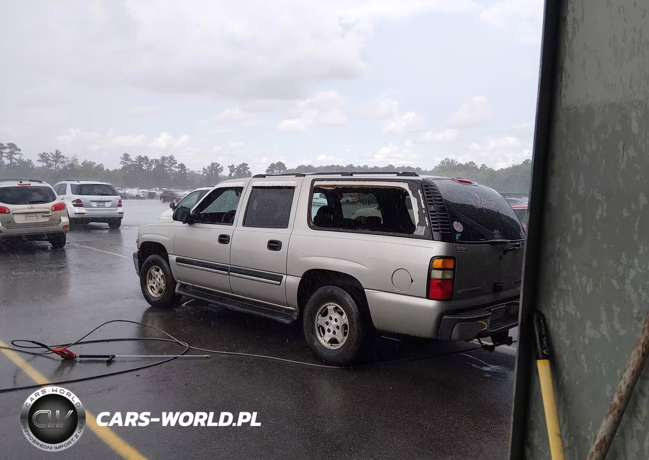 2004 Chevrolet Suburban 1500 Ls VIN:3GNFK16ZX4G207746 - 3