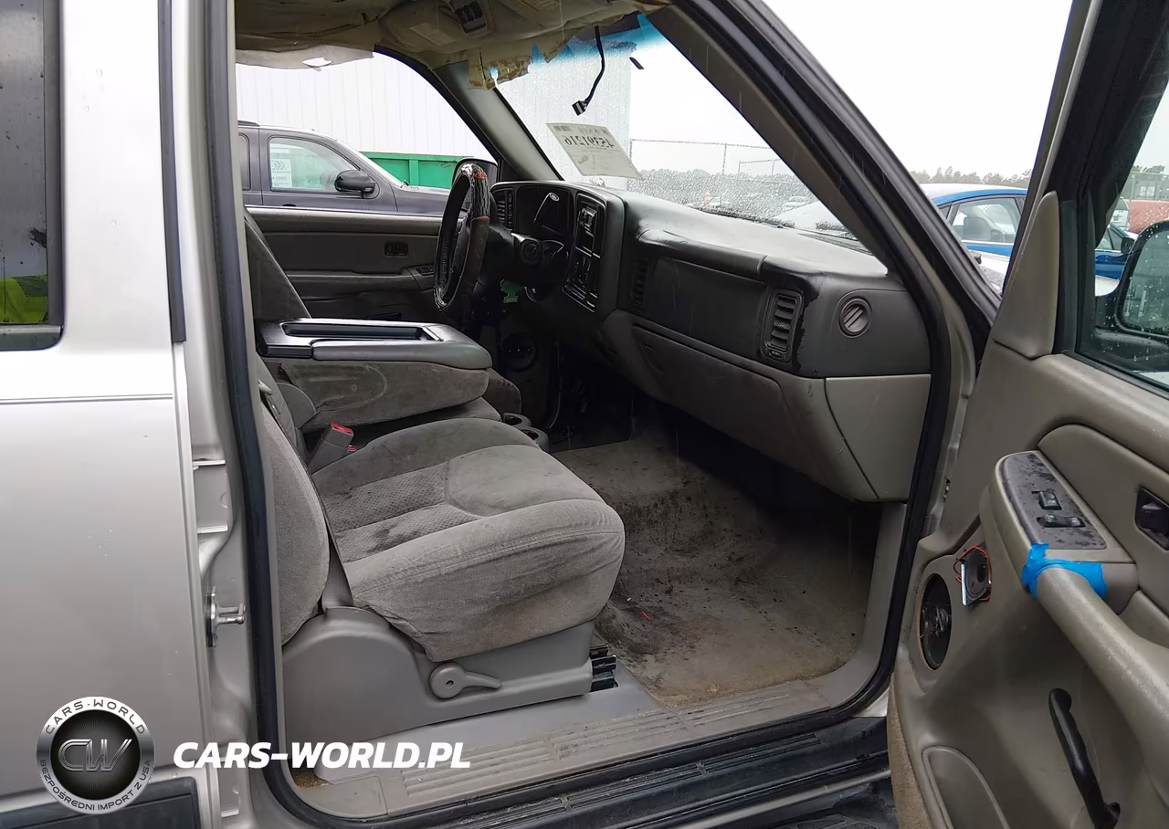 2004 Chevrolet Suburban 1500 Ls VIN:3GNFK16ZX4G207746 - 5