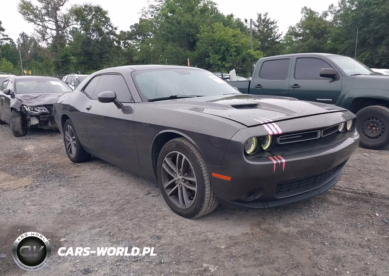 2019 Dodge Challenger Sxt Awd – zdjęcie 1 z 16
