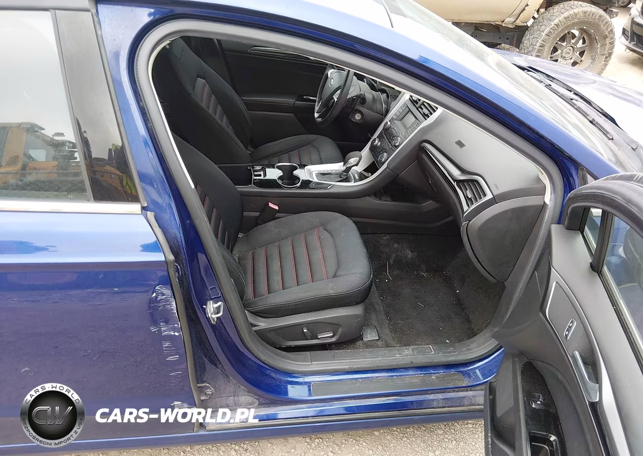 2015 Ford Fusion Se VIN:3FA6P0T92FR186588 - 5