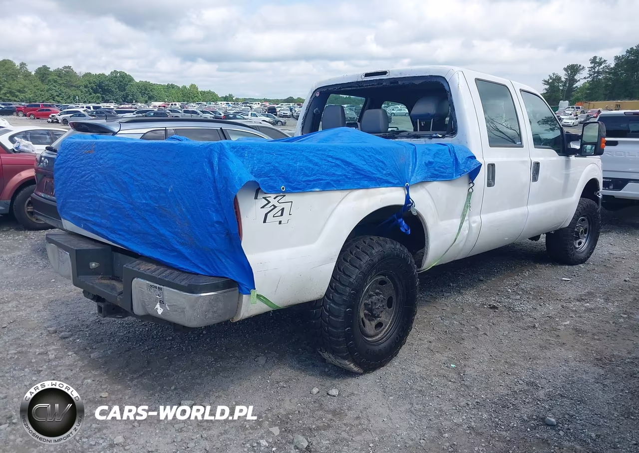 2013 Ford Super Duty F-250 Srw King Ranch-Lariat-Platinum-Xl-Xlt VIN:1FT7W2B64DEA65825 - 4