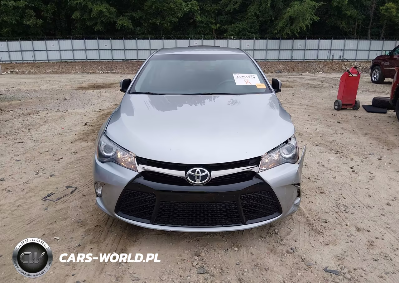 2016 Toyota Camry Se VIN:4T1BF1FK3GU176724 - 12