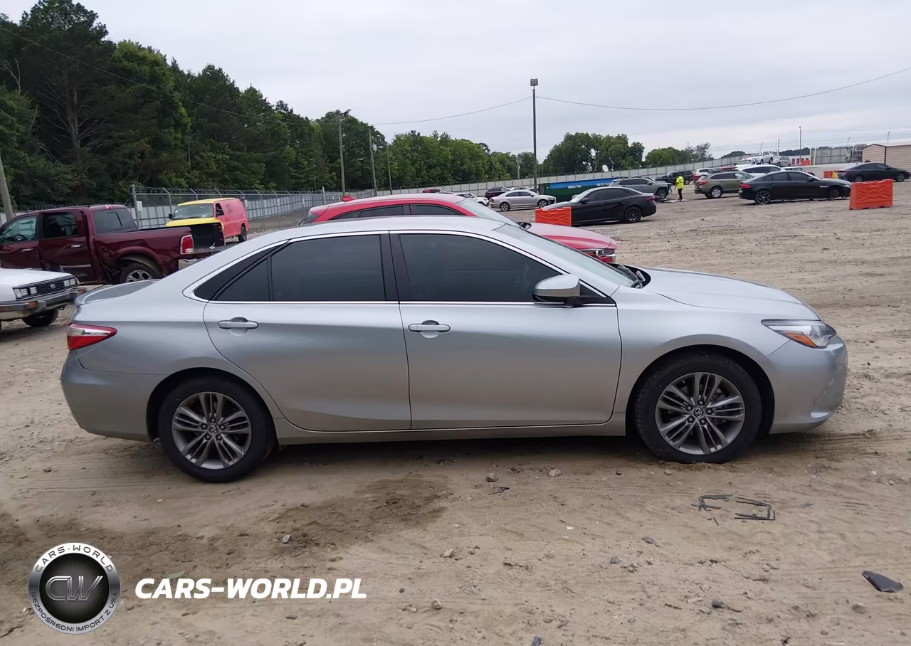 2016 Toyota Camry Se VIN:4T1BF1FK3GU176724 - 13