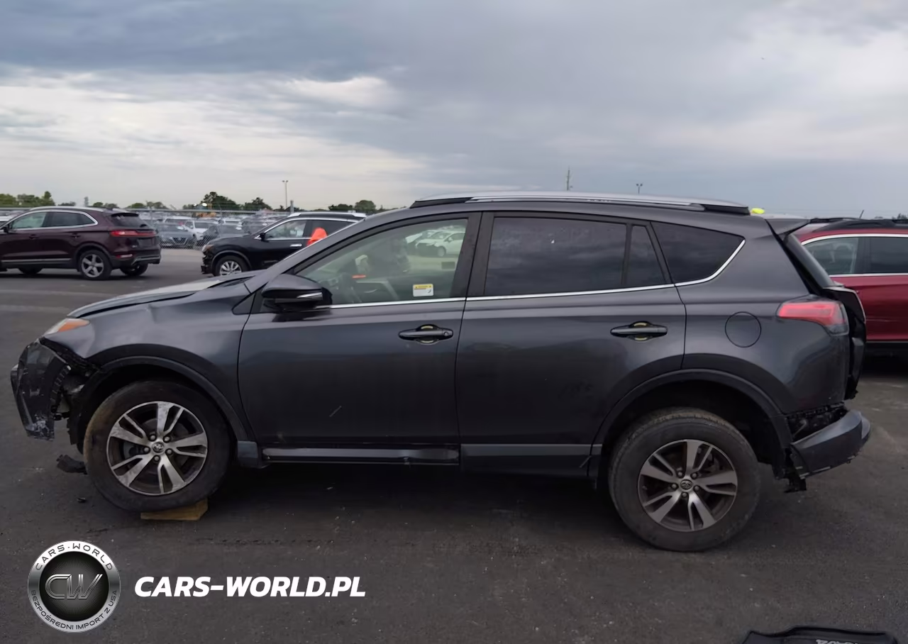2017 Toyota Rav4 Xle VIN:JTMRFREVXHJ702749 - 15