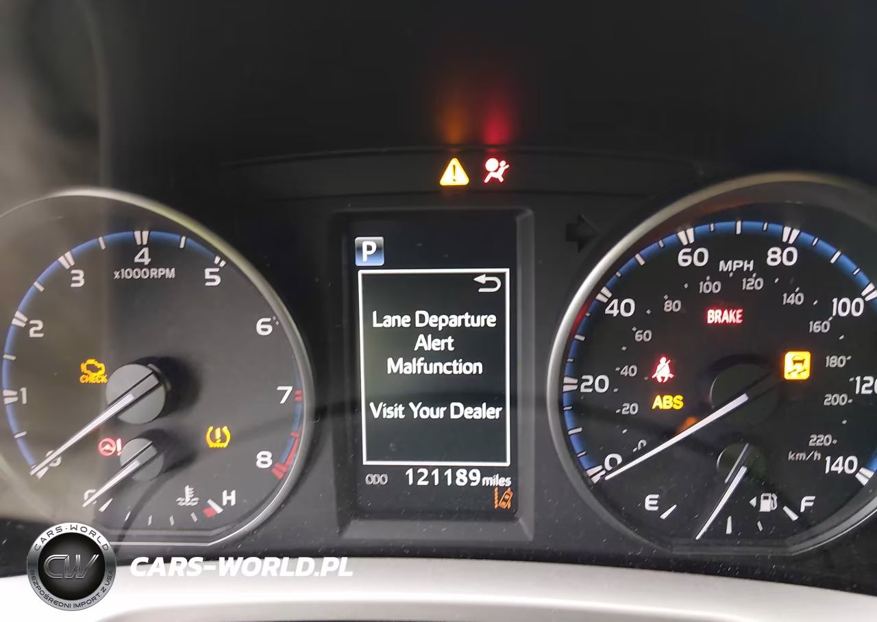 2017 Toyota Rav4 Xle VIN:JTMRFREVXHJ702749 - 7