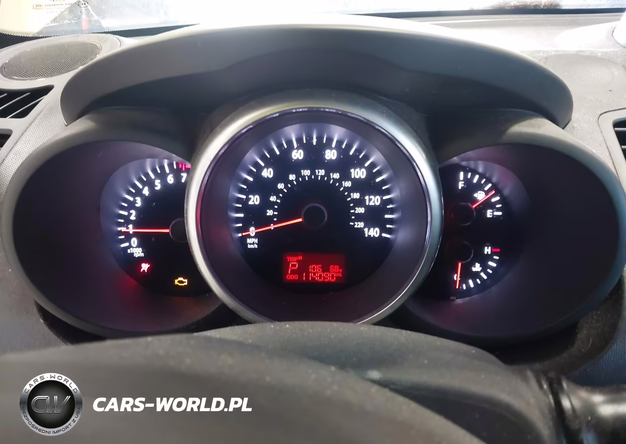 2012 Kia Soul + VIN:KNDJT2A62C7361686 - 7