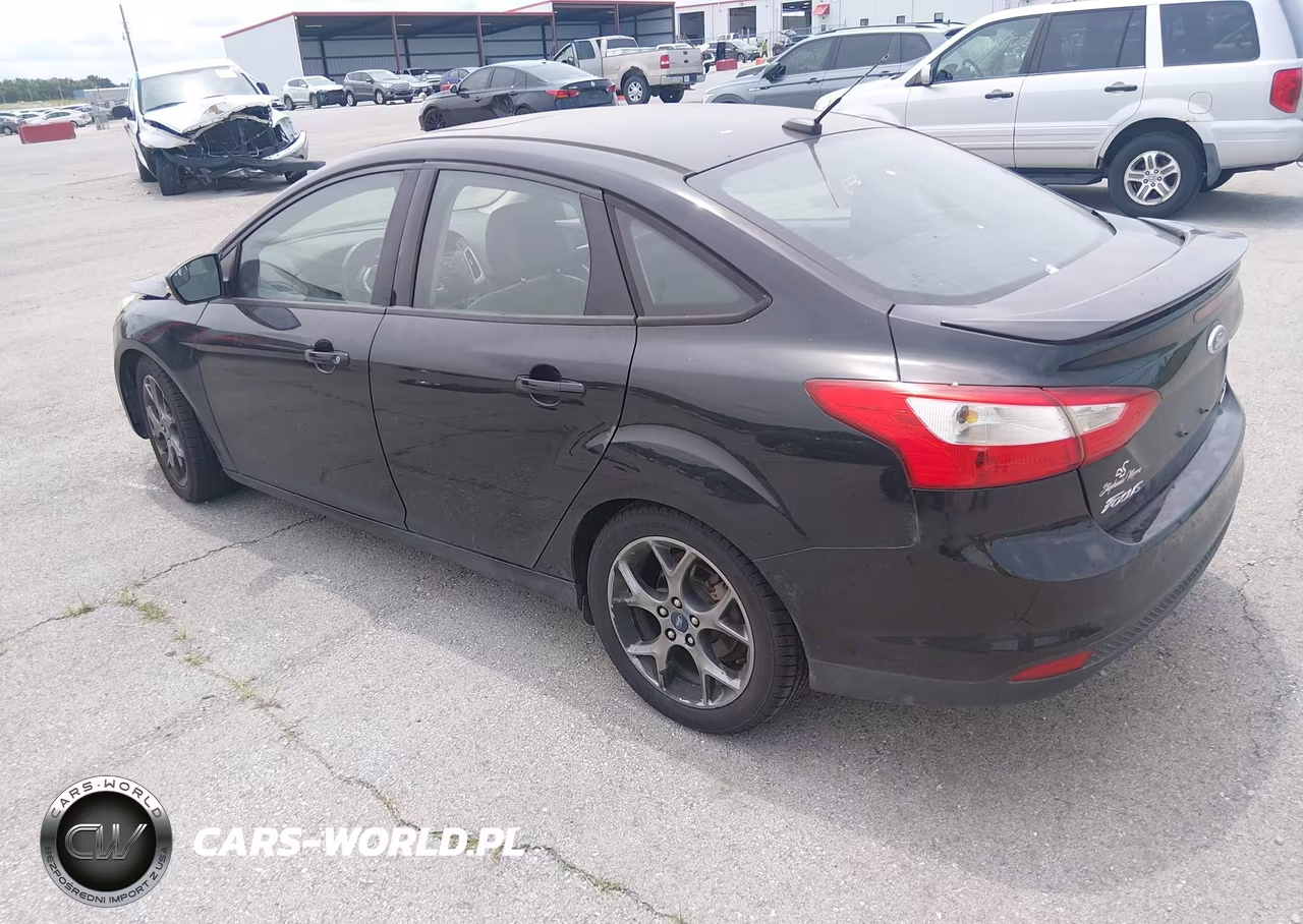 2014 Ford Focus Se VIN:1FADP3F23EL151398 - 3