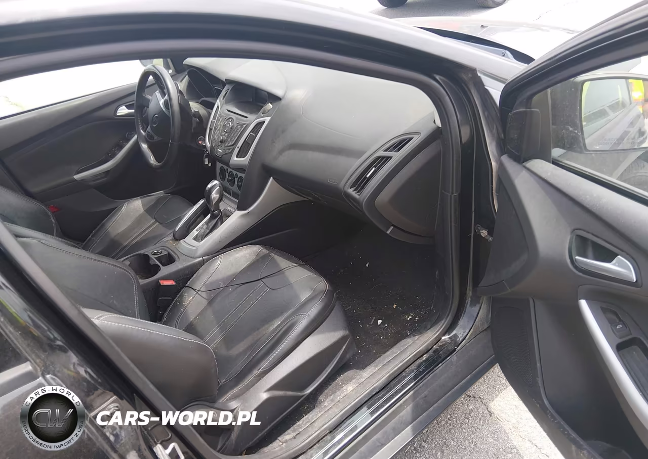 2014 Ford Focus Se VIN:1FADP3F23EL151398 - 5