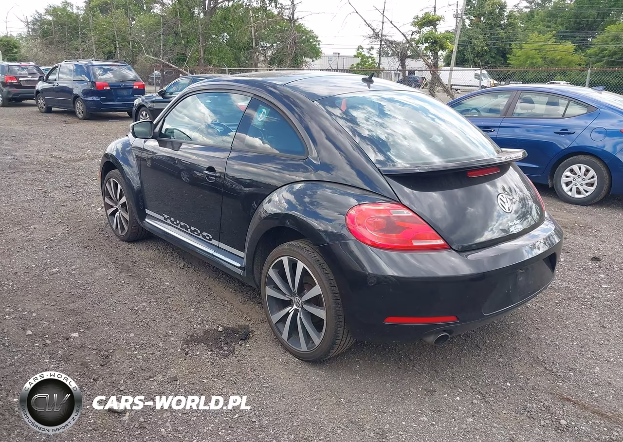 2012 Volkswagen Beetle 2.0T Turbo Launch Edition VIN:3VWVA7AT8CM605564 - 3