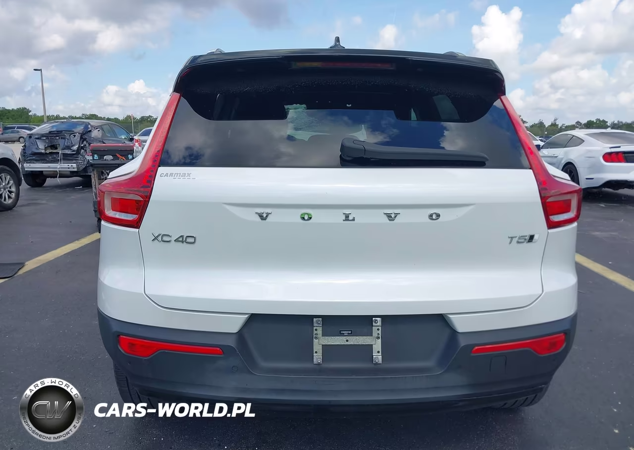 2021 Volvo Xc40 T5 R-Design VIN:YV4162UM9M2574907 - 16