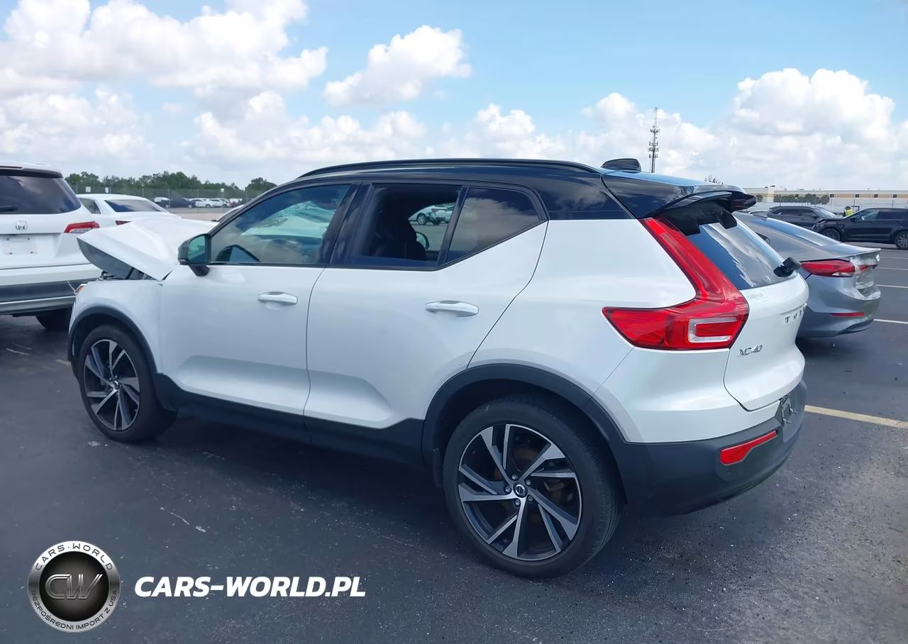 2021 Volvo Xc40 T5 R-Design VIN:YV4162UM9M2574907 - 3