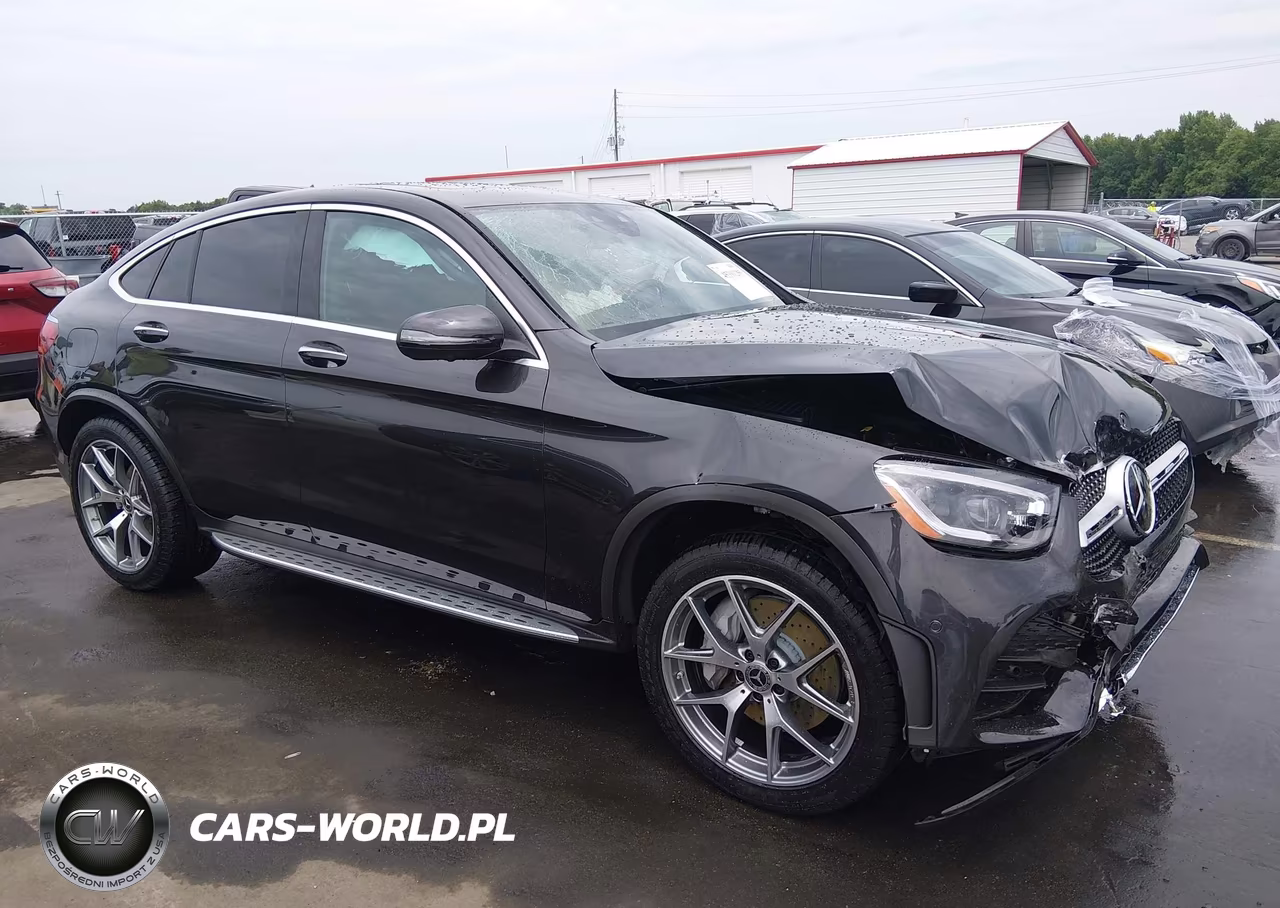 2023 Mercedes-Benz Glc 300 4Matic Coupe – zdjęcie 1 z 16