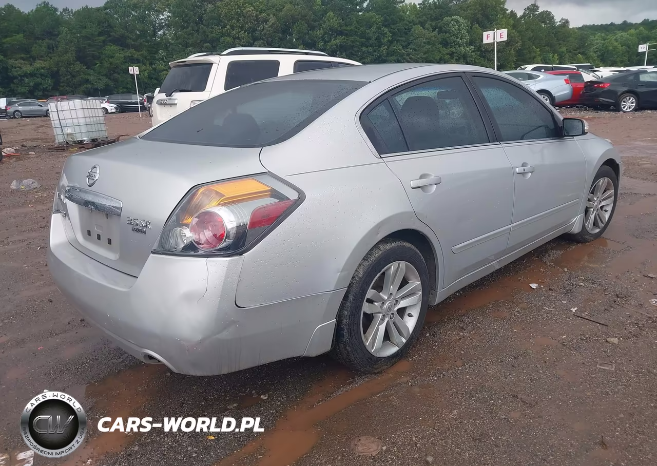 2011 Nissan Altima 3.5 Sr VIN:1N4BL2AP4BC179819 - 4