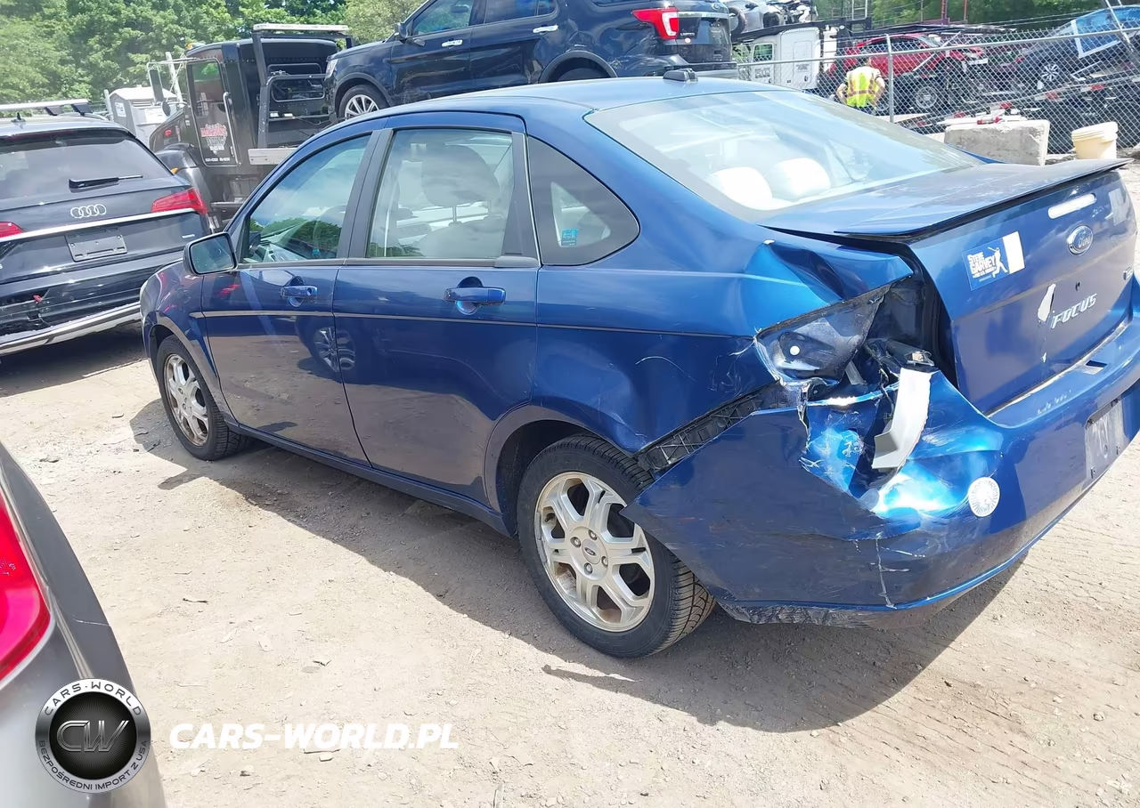 2009 Ford Focus Ses VIN:1FAHP36NX9W134694 - 3