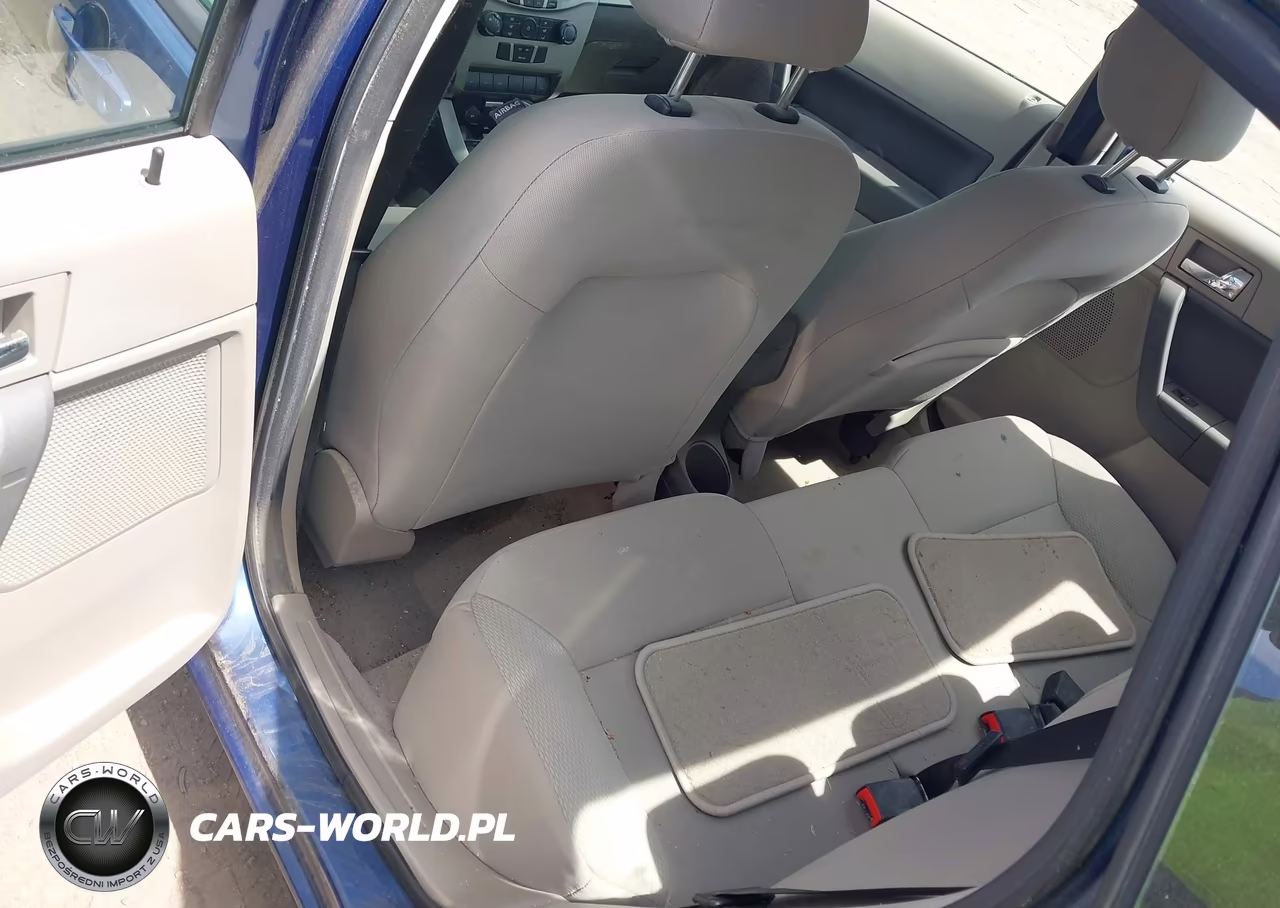 2009 Ford Focus Ses VIN:1FAHP36NX9W134694 - 8