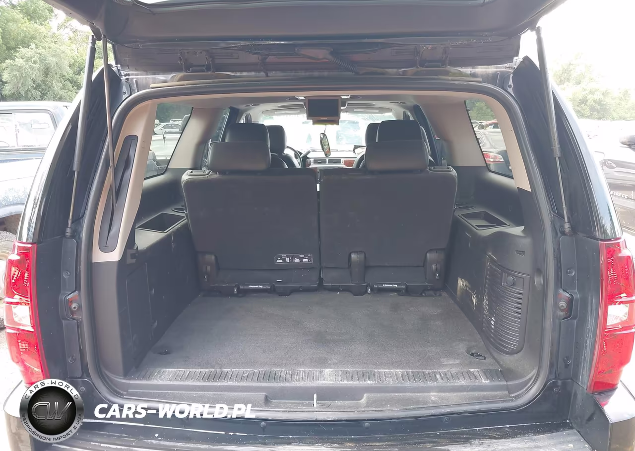 2012 Chevrolet Suburban Ltz VIN:1GNSKKE71CR287473 - 17
