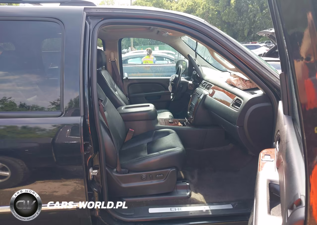 2012 Chevrolet Suburban Ltz VIN:1GNSKKE71CR287473 - 5
