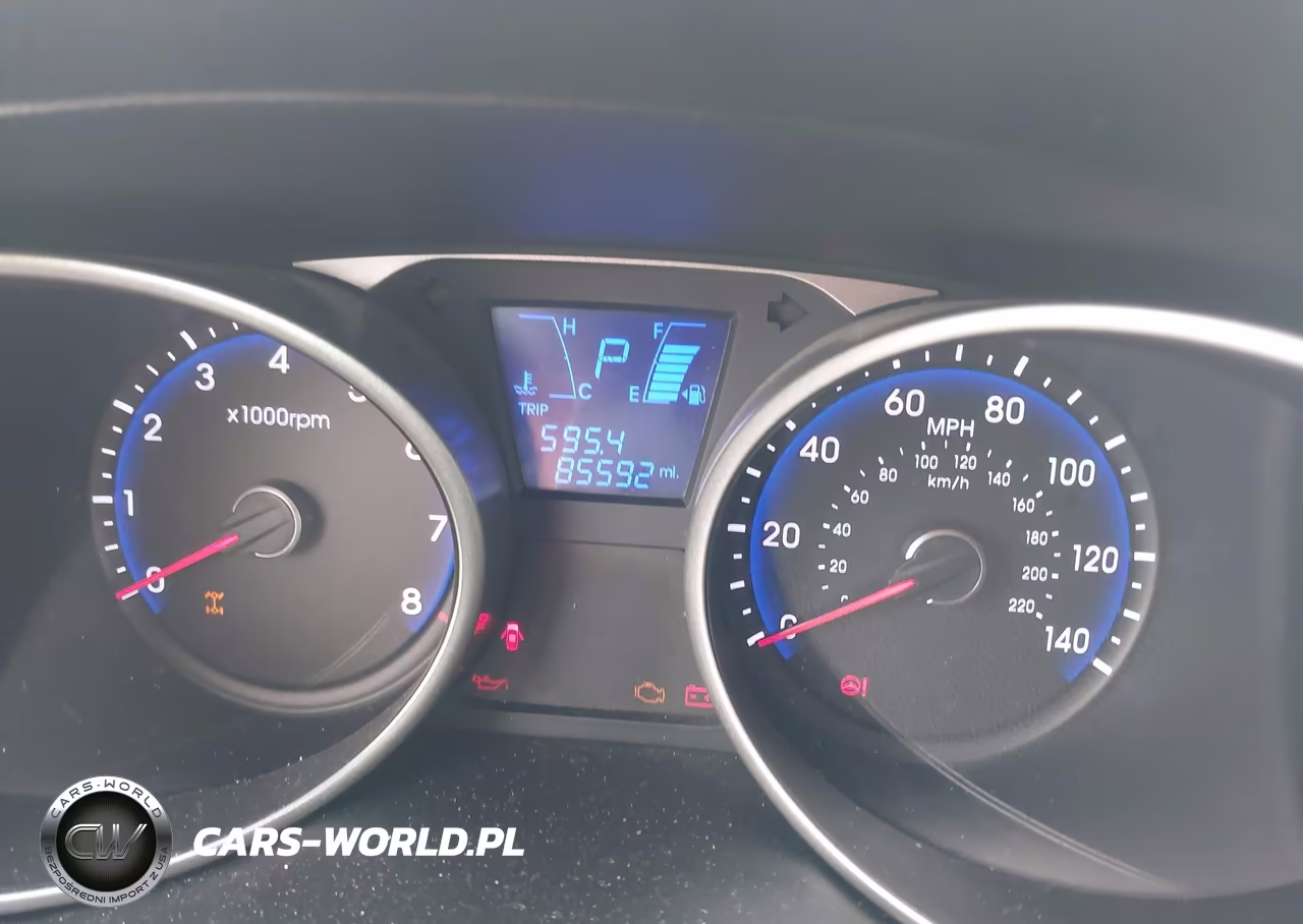 2015 Hyundai Tucson Limited VIN:KM8JUCAGXFU118026 - 7