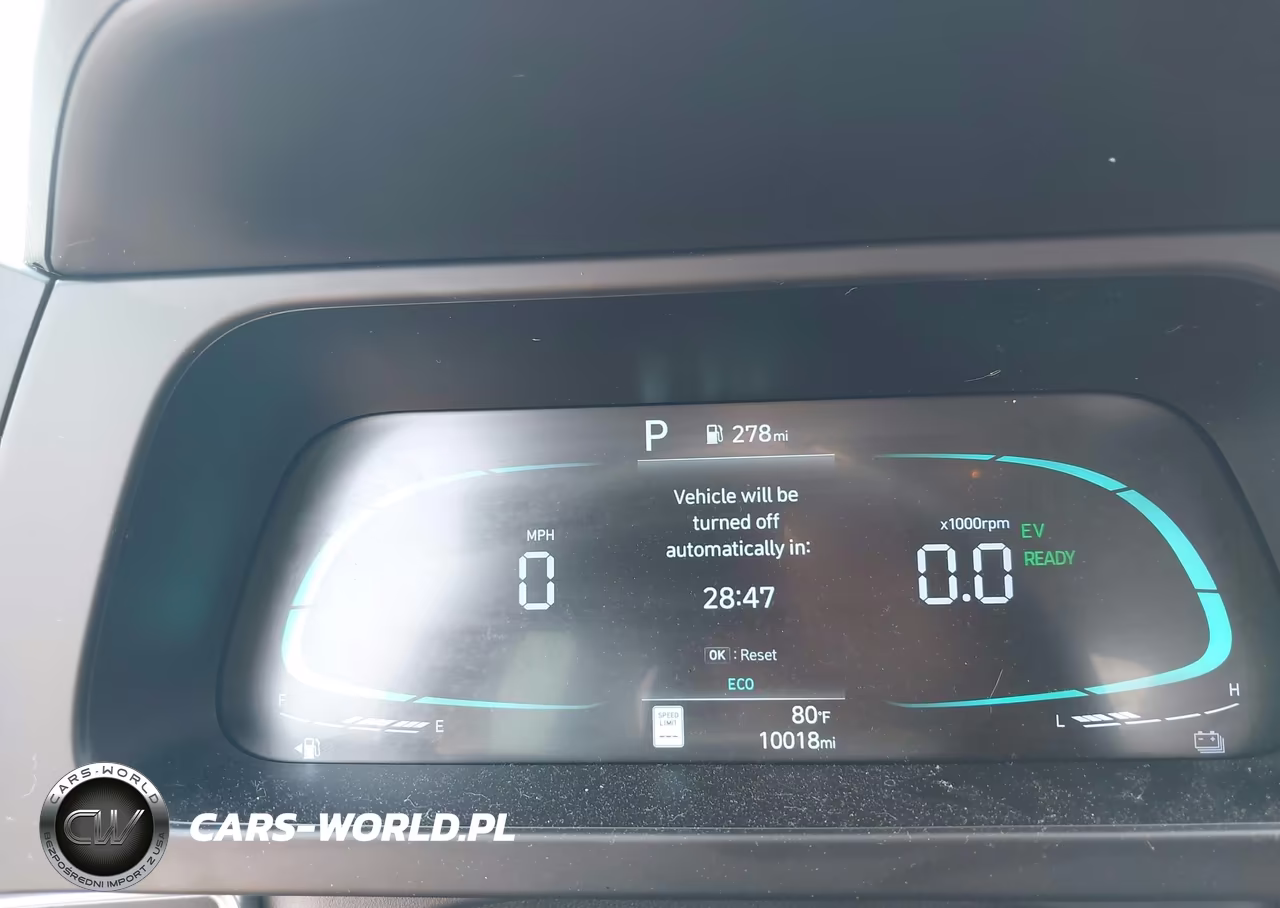 2026 Hyundai Elantra Hybrid Blue VIN:KMHLM4DJ8TU190988 - 7