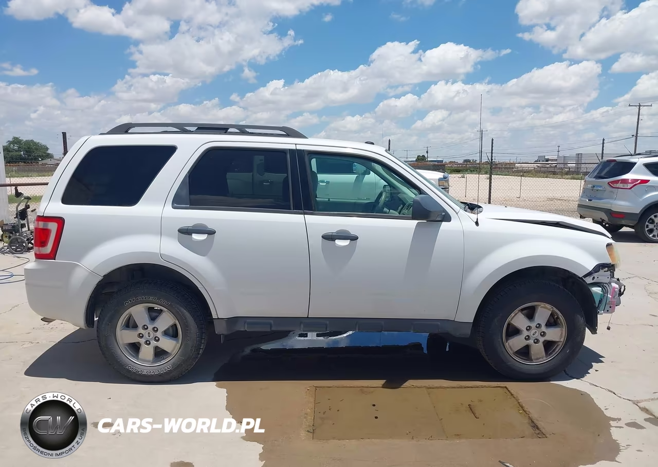 2011 Ford Escape Xlt VIN:1FMCU9D72BKC39145 - 14