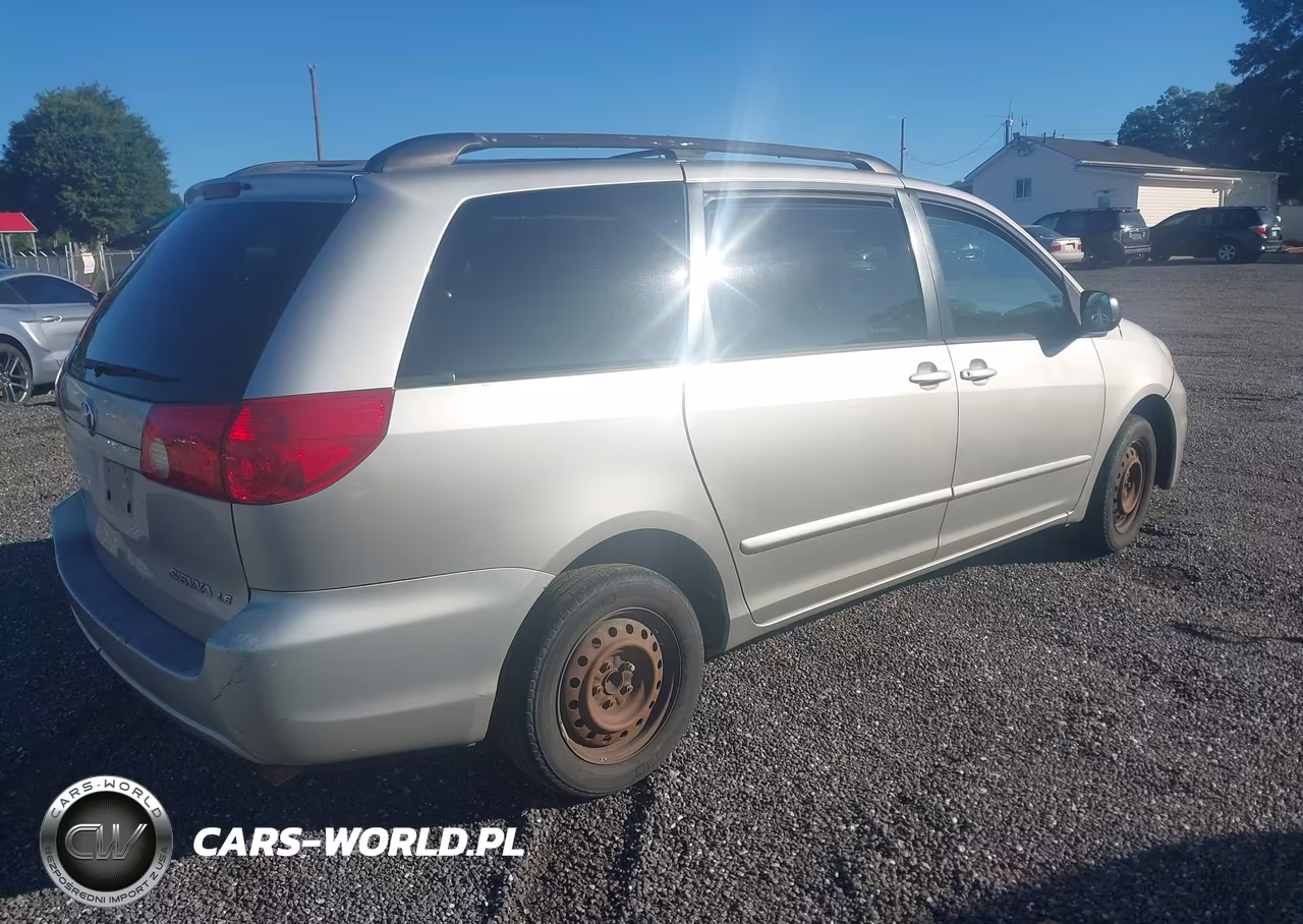 2008 Toyota Sienna Le VIN:5TDZK23C48S223914 - 4