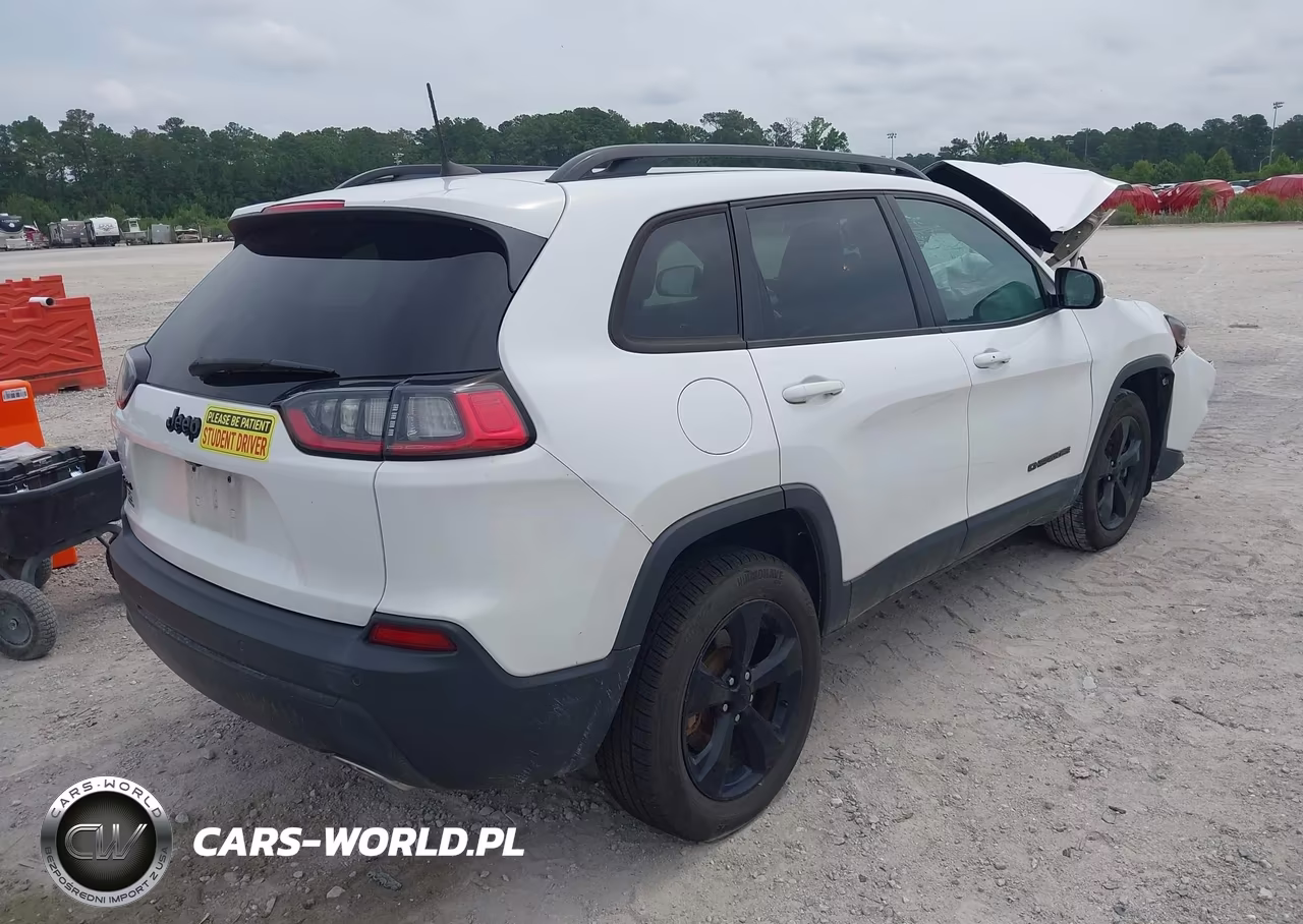 2020 Jeep Cherokee Altitude 4X4 VIN:1C4PJMLXXLD593732 - 4