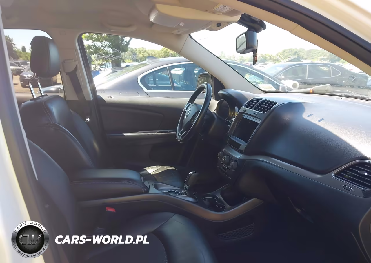 2015 Dodge Journey Crossroad VIN:3C4PDCGBXFT566027 - 5
