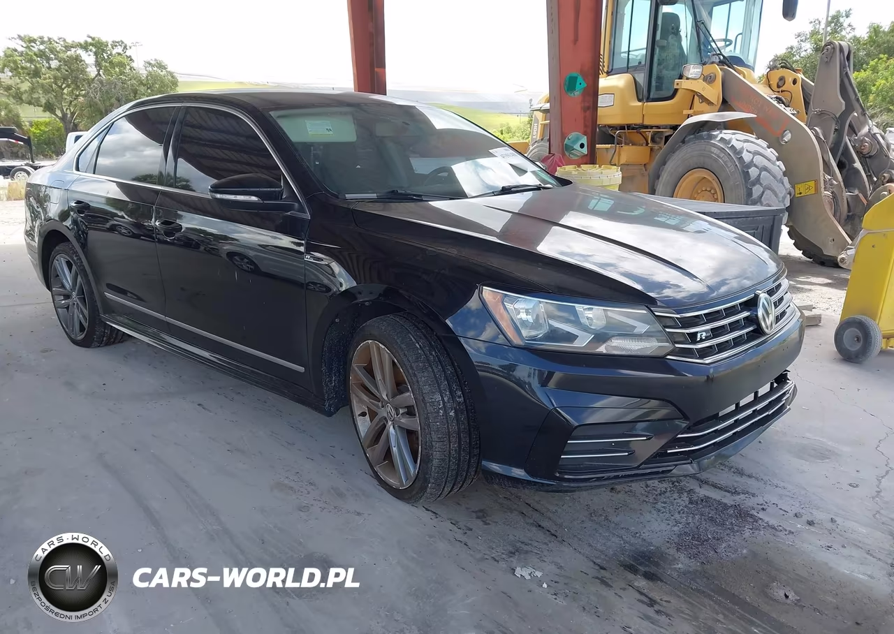 2017 Volkswagen Passat 1.8T R-Line – zdjęcie 1 z 21