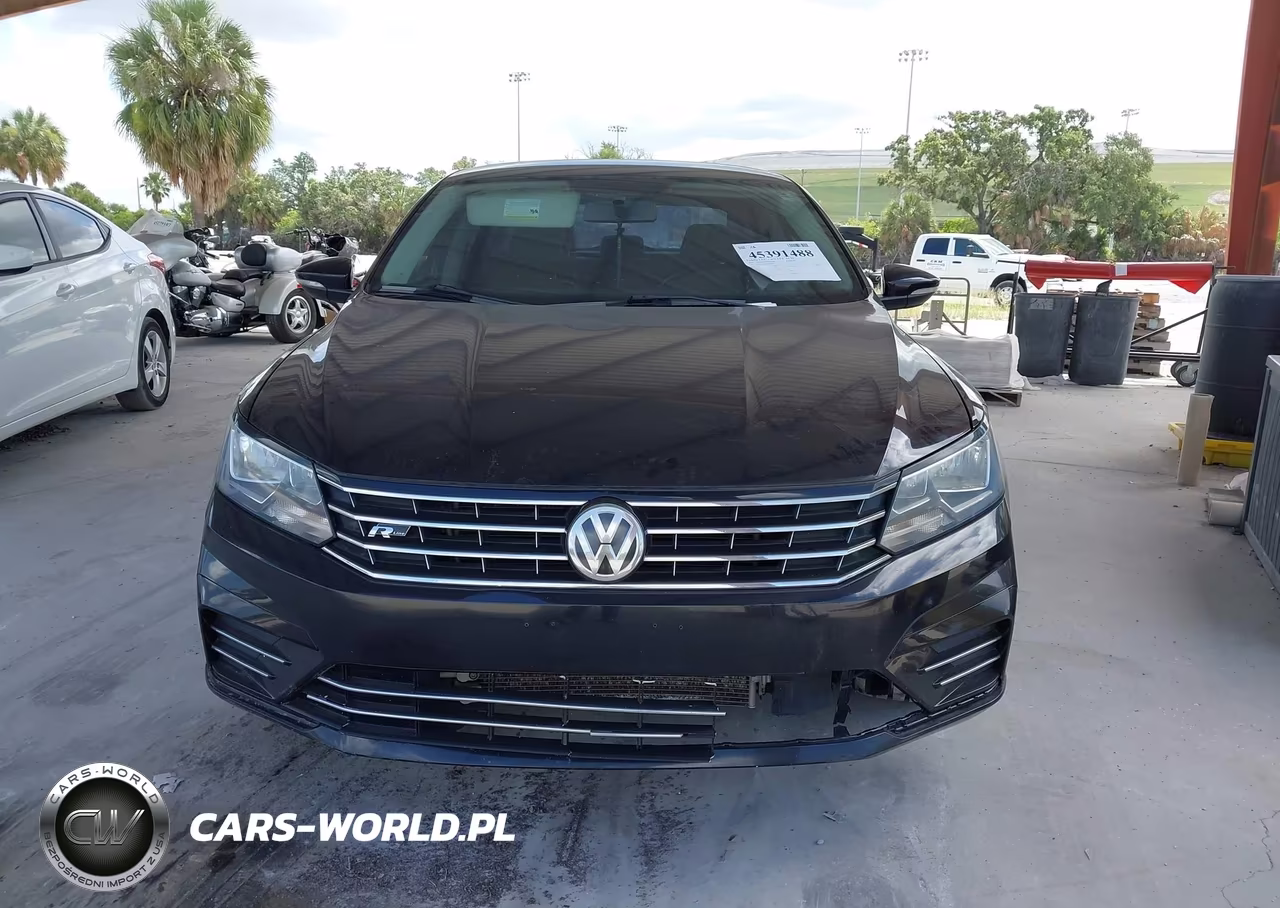 2017 Volkswagen Passat 1.8T R-Line VIN:1VWDT7A37HC038701 - 12