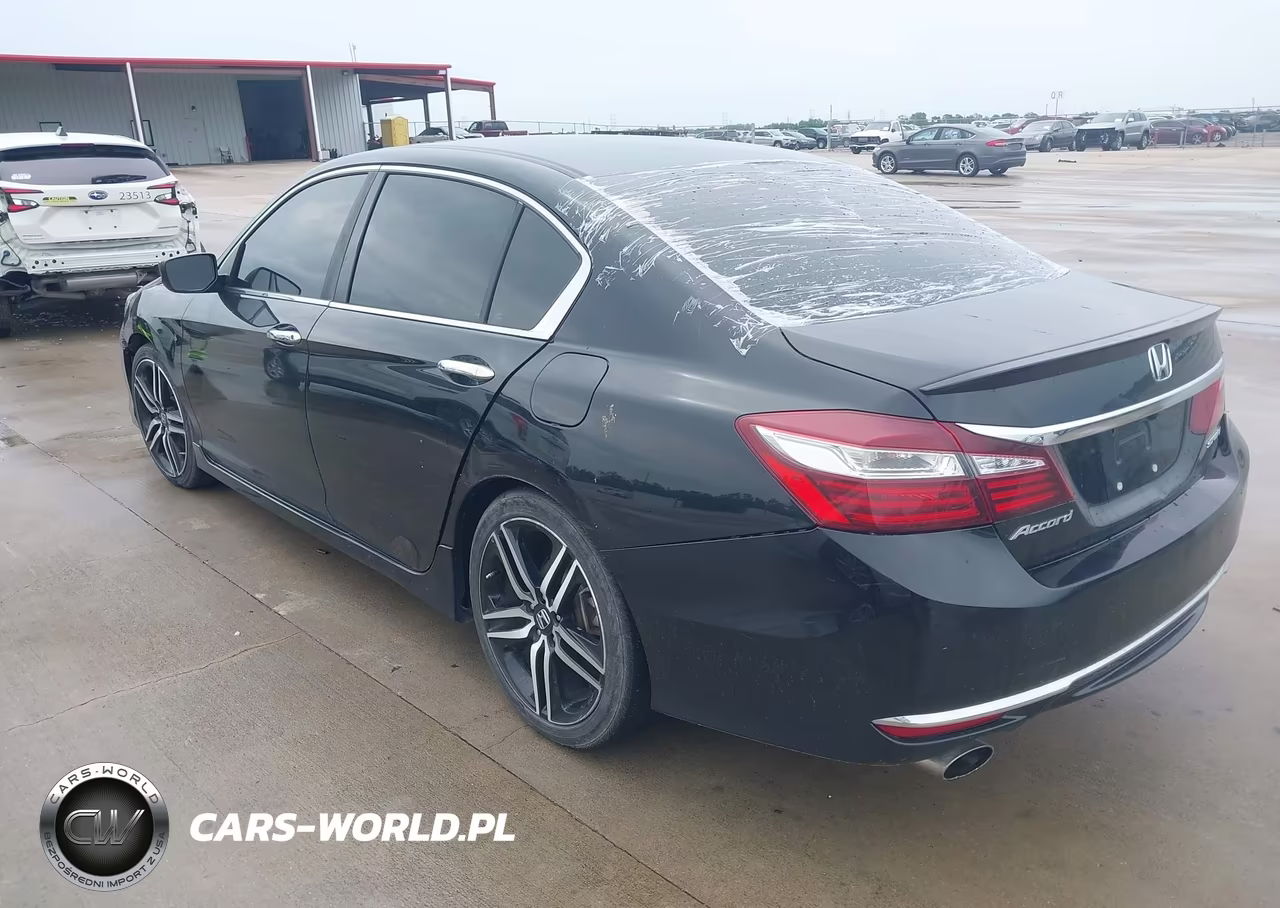2017 Honda Accord Sport VIN:1HGCR2F6XHA117893 - 3