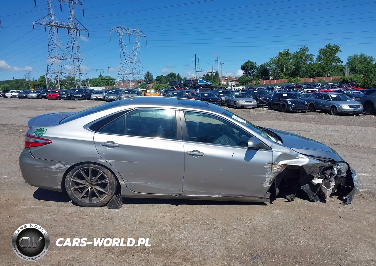 2016 Toyota Camry Xse VIN:4T1BF1FK6GU552199 - 13