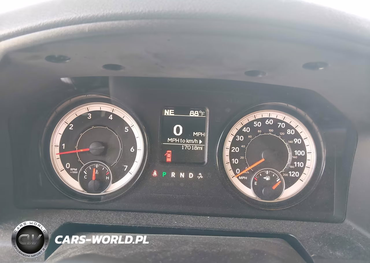 2018 Ram 1500 Tradesman 4X2 8' Box VIN:3C6JR6DG5JG318110 - 7
