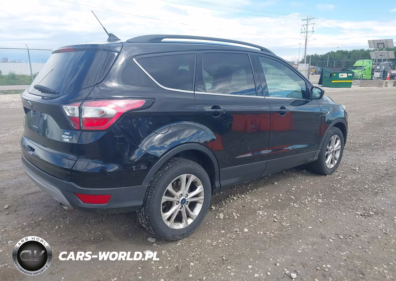 2018 Ford Escape Se VIN:1FMCU9GD0JUC00719 - 4