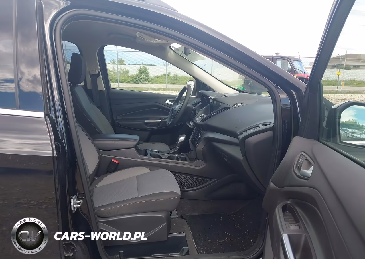 2018 Ford Escape Se VIN:1FMCU9GD0JUC00719 - 5