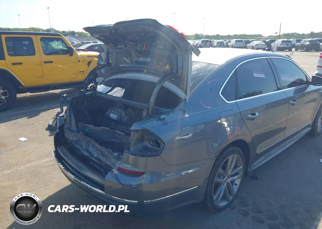 2017 Volkswagen Passat 1.8T R-Line VIN:1VWDT7A39HC039865 - 6