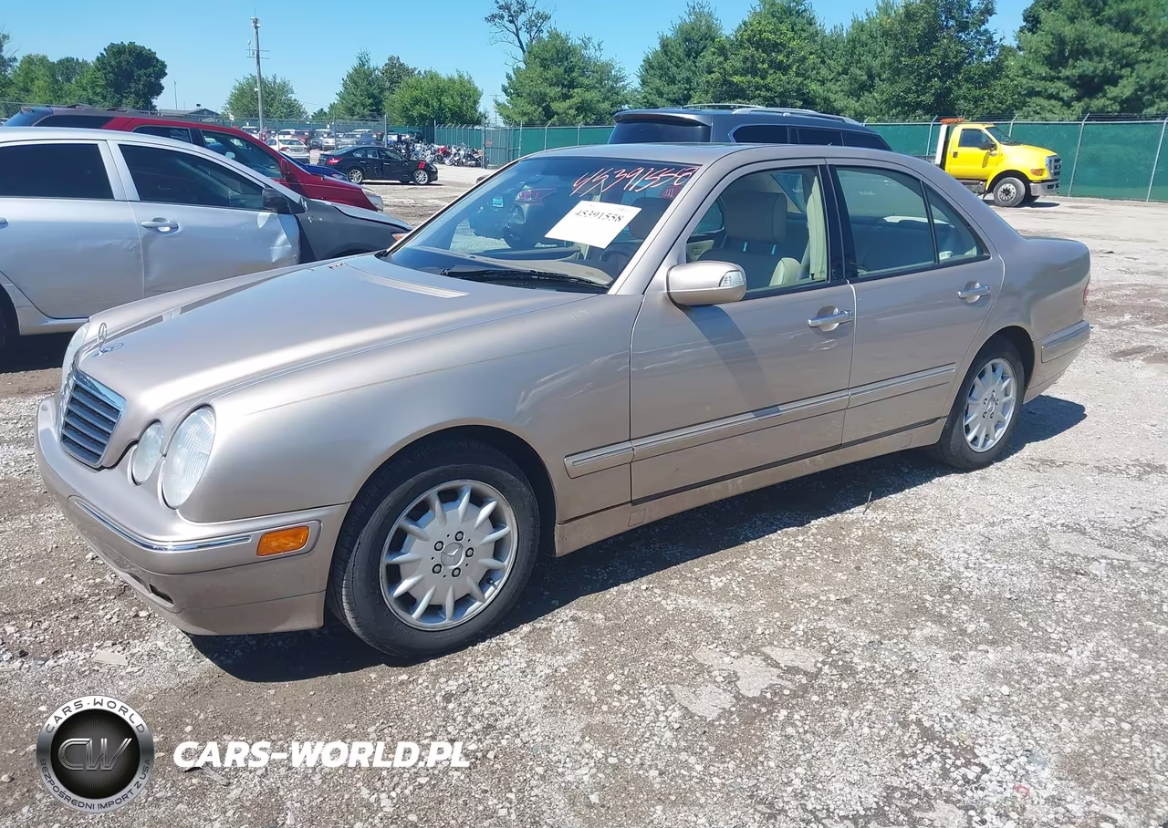 2000 Mercedes-Benz E 320 VIN:WDBJF65J5YA978988 - 2