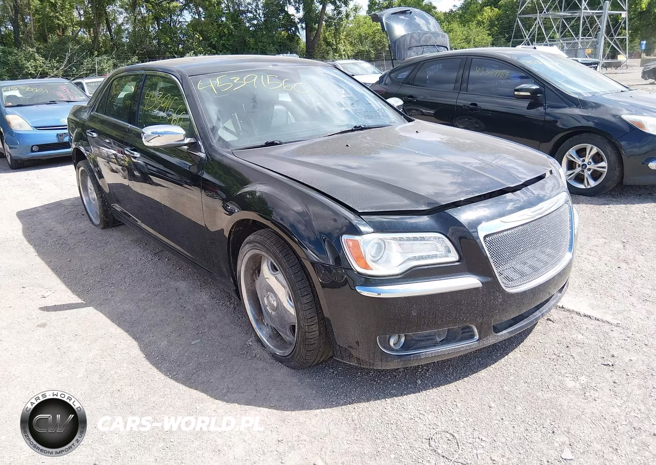 2013 Chrysler 300C Awd – zdjęcie 1 z 16
