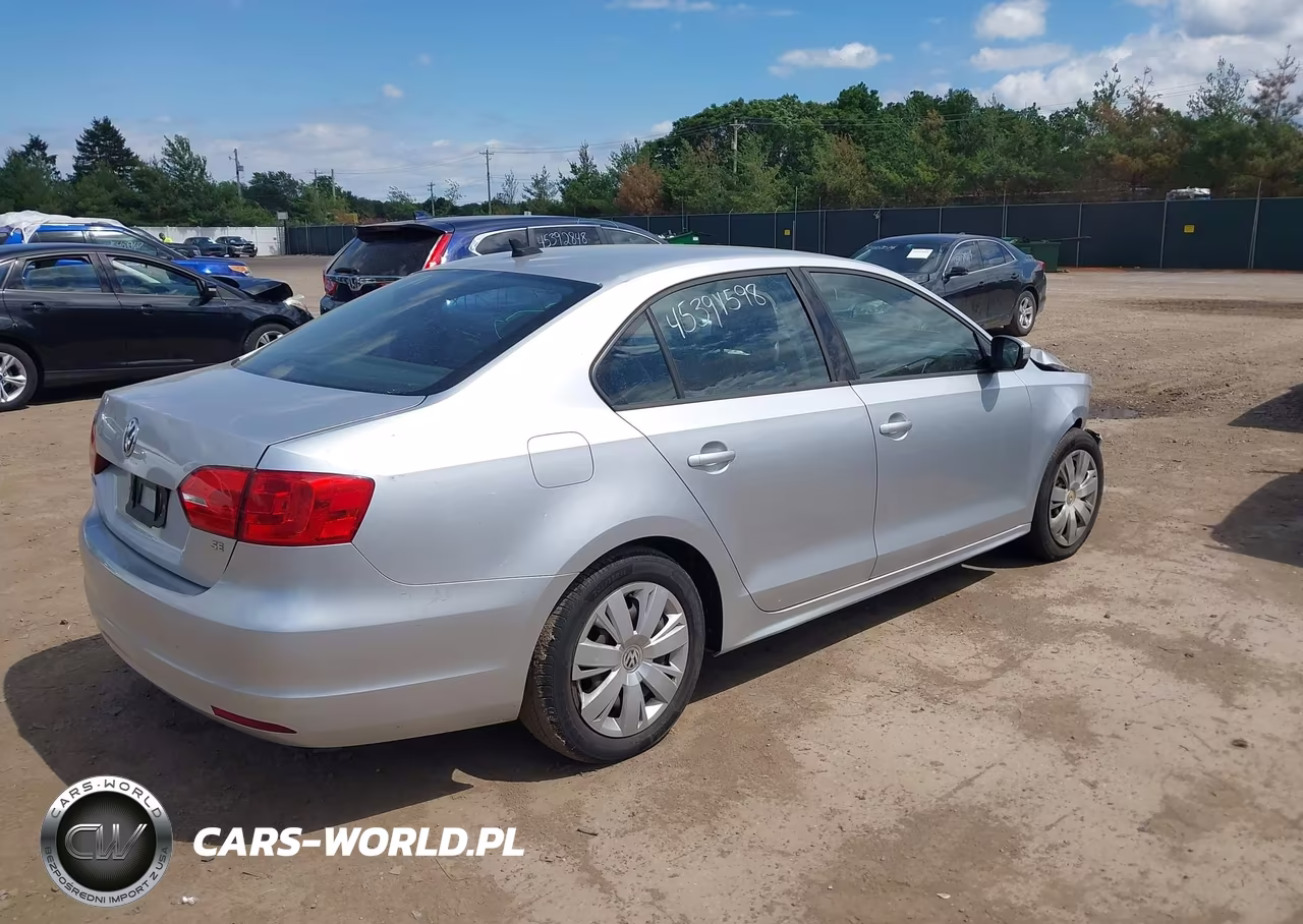 2014 Volkswagen Jetta 1.8T Se VIN:3VWD17AJ2EM305077 - 4