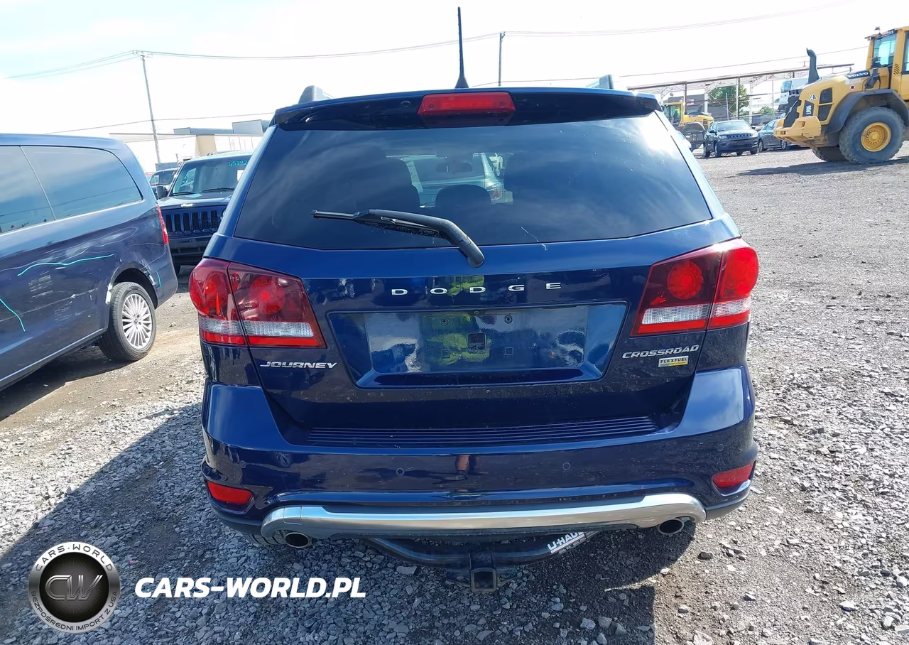 2018 Dodge Journey Crossroad VIN:3C4PDCGG8JT500709 - 17