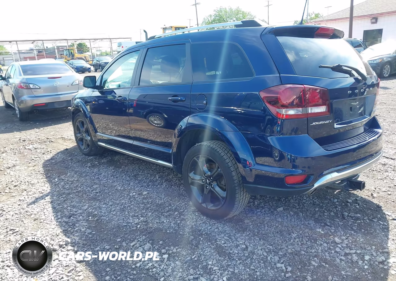2018 Dodge Journey Crossroad VIN:3C4PDCGG8JT500709 - 3