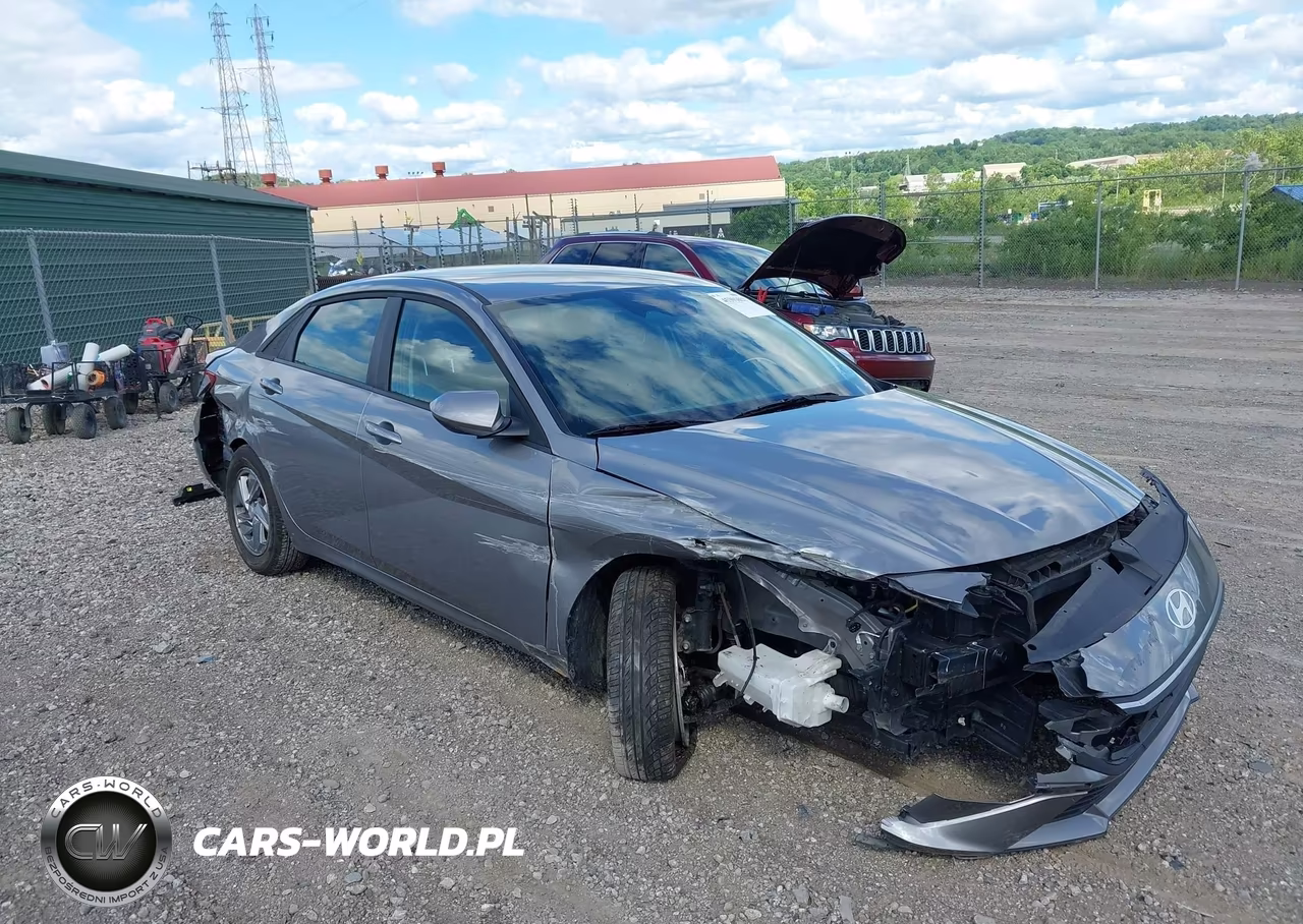 2025 Hyundai Elantra Se – zdjęcie 1 z 16