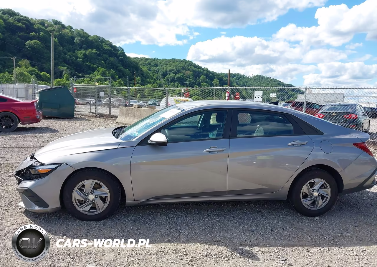 2025 Hyundai Elantra Se VIN:KMHLL4DG0SU854867 - 14