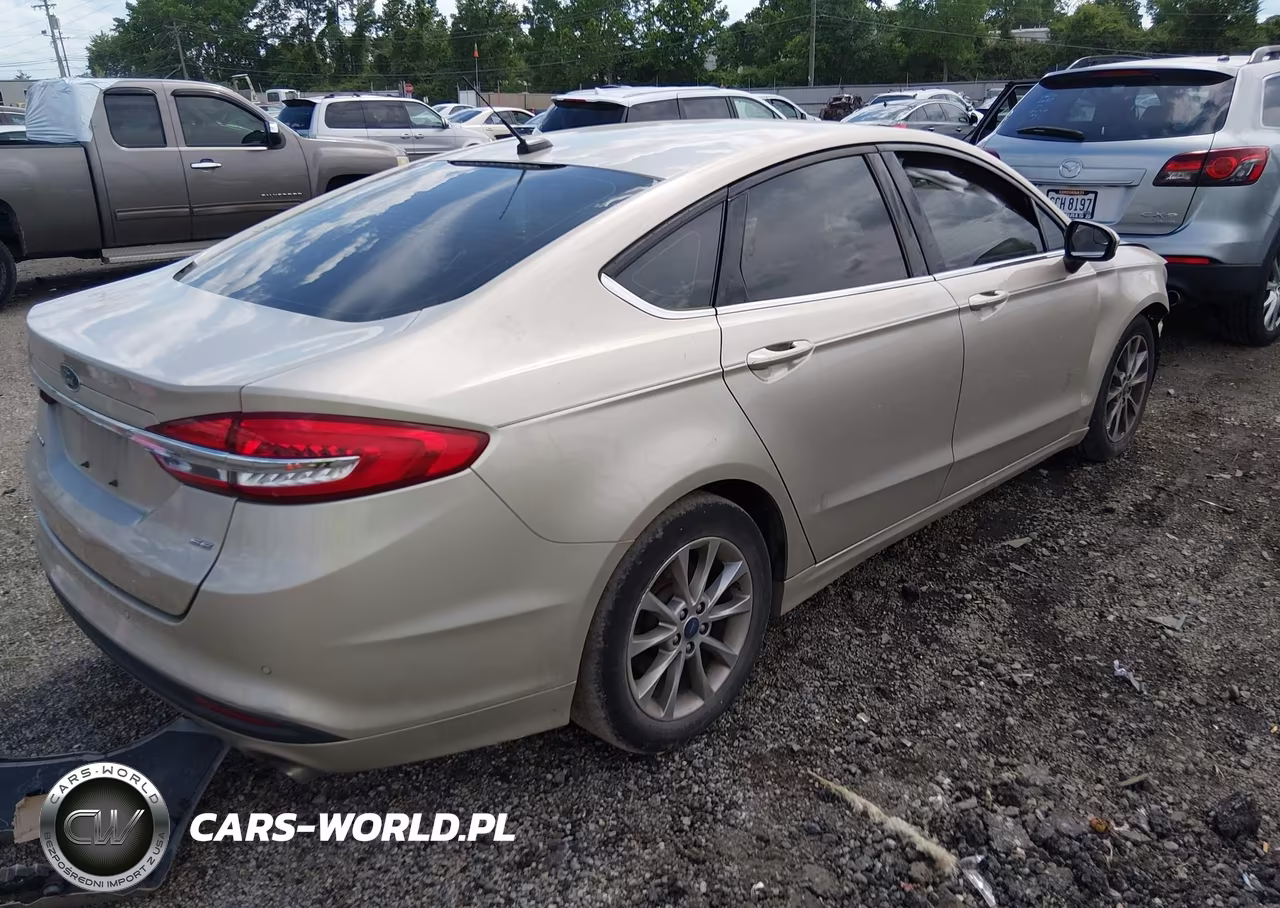 2017 Ford Fusion Se VIN:3FA6P0H76HR372533 - 4