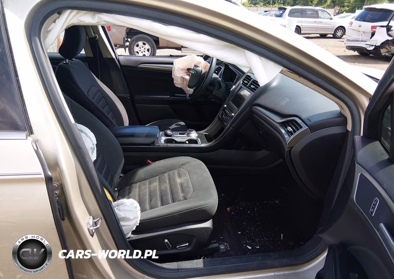 2017 Ford Fusion Se VIN:3FA6P0H76HR372533 - 5