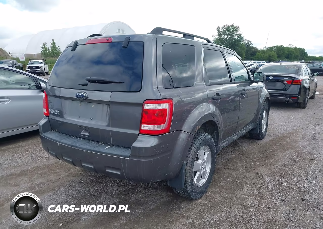 2011 Ford Escape Xlt VIN:1FMCU9D76BKB75420 - 4