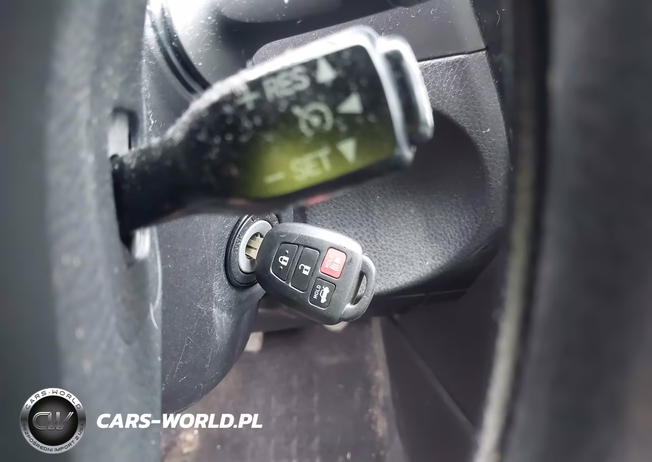 2016 Toyota Corolla Le VIN:5YFBURHE6GP413977 - 11