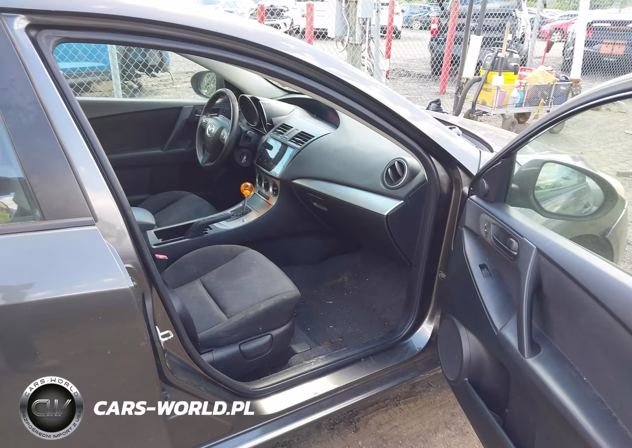 2010 Mazda Mazda3 I Touring VIN:JM1BL1SF0A1234108 - 5